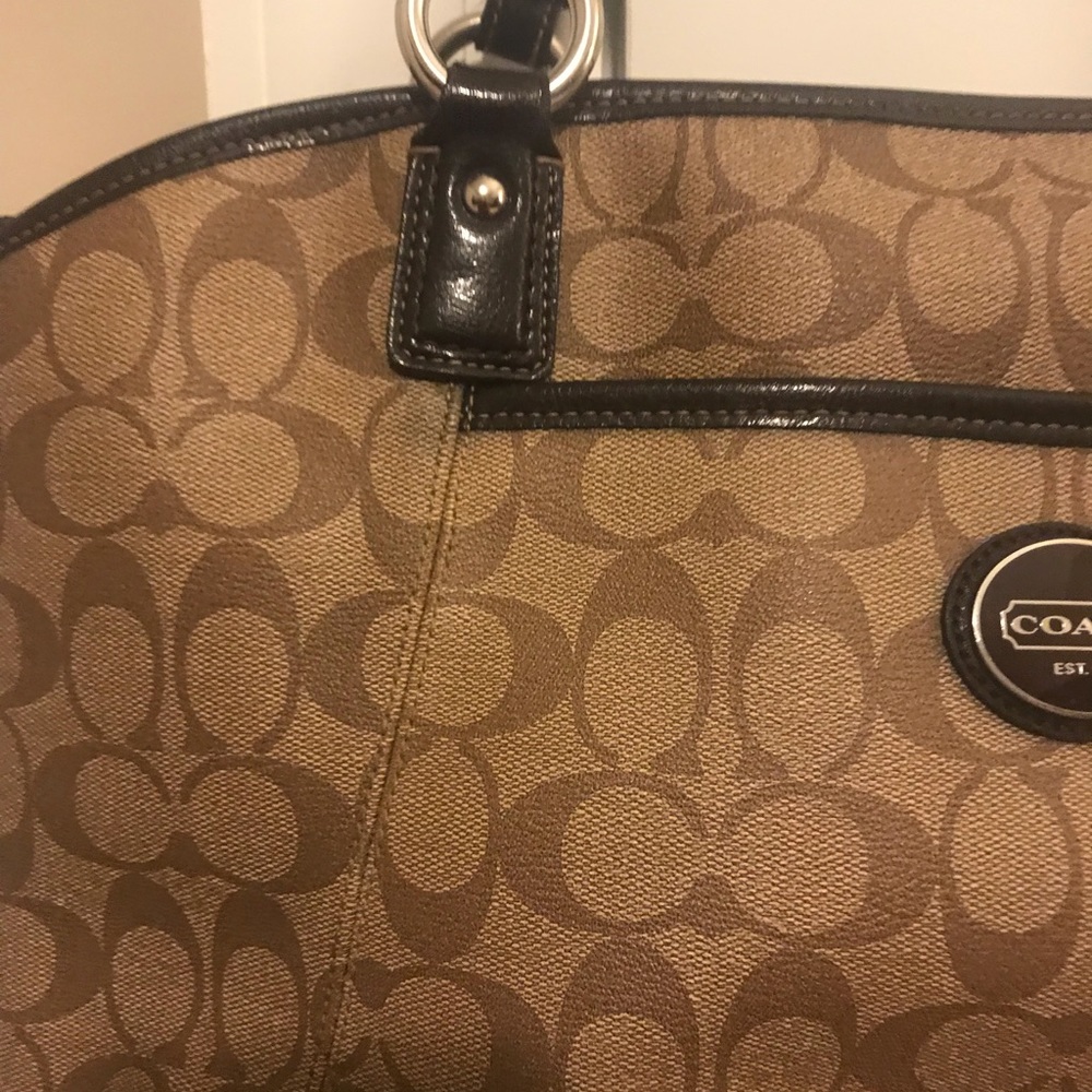 Coach purse - good condition